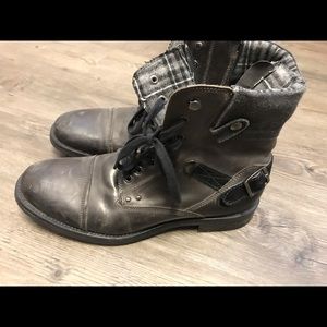 Bar III boots size 8 1/2